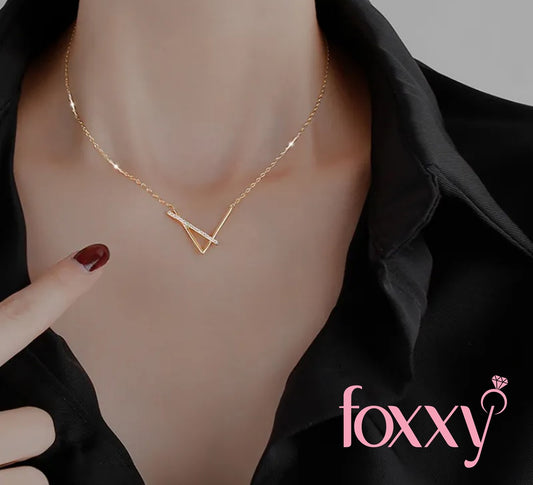 Fashion Simple Style Geometric Titanium Steel Rhinestone Metal Diamond Artificial Gemstones Necklace