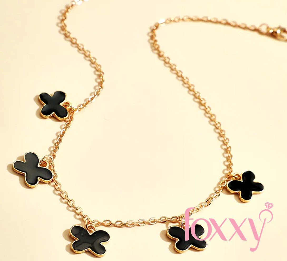 Korean exaggerated oil drop flower four-leaf clover pendant necklace