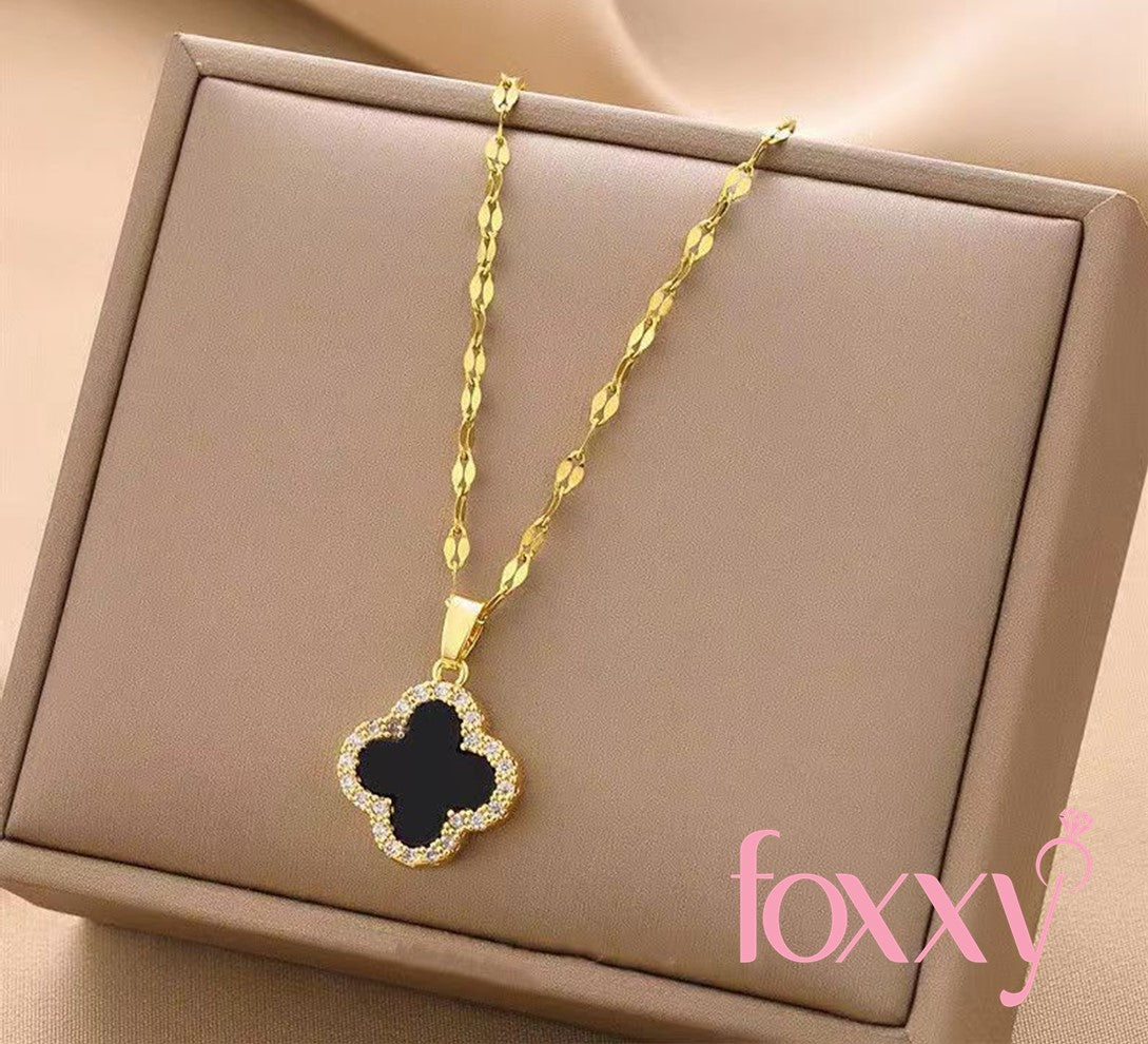 Elegant Fashion Geometric Titanium Steel Flowers Diamond Artificial Gemstones Necklace