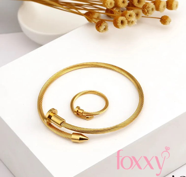 Fashion Geometric Titanium Steel Polishing Bangle 1 Piece