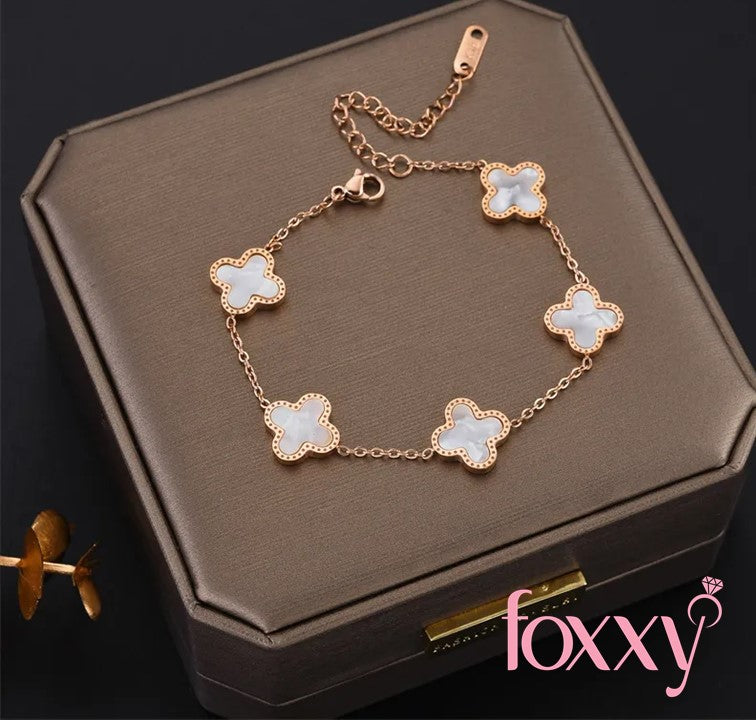 Fashion Four Leaf Clover Titanium Steel Inlaid Gold Shell Bracelets