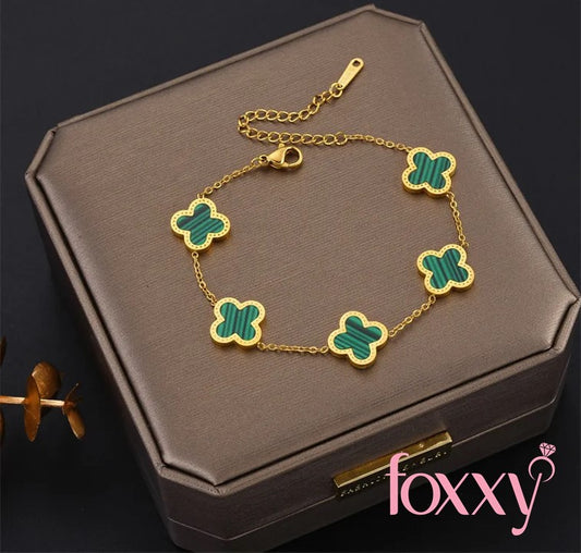 Fashion Four Leaf Clover Titanium Steel Inlaid Gold Shell Bracelets