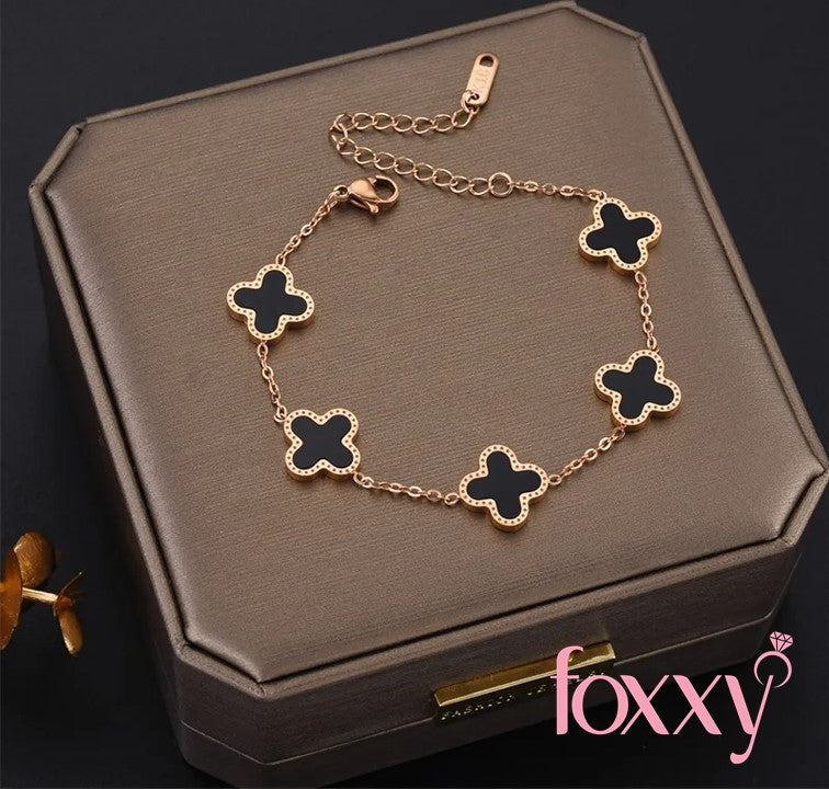 Fashion Four Leaf Clover Titanium Steel Inlaid Gold Shell Bracelets